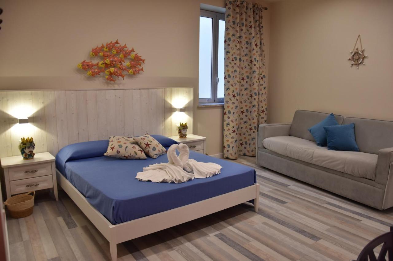B&B Marina Blu Джардини-Наксос Экстерьер фото