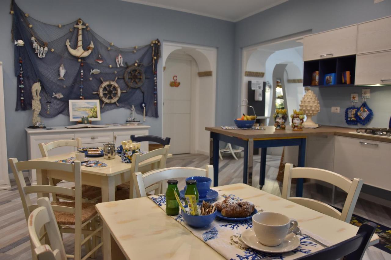 B&B Marina Blu Джардини-Наксос Экстерьер фото